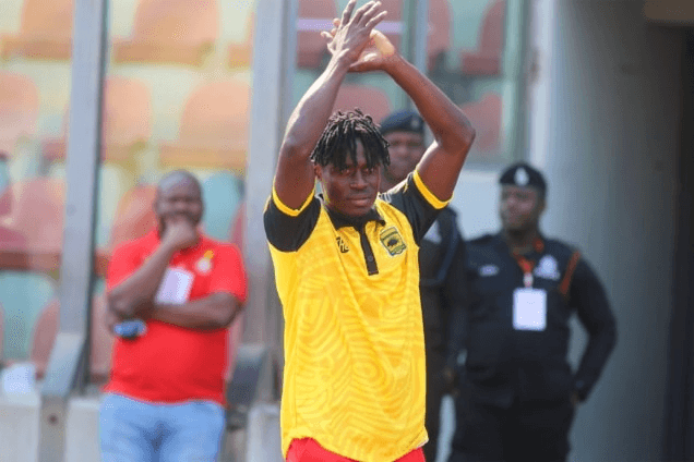 Injury Blow: Top Striker Ruled Out for Six Weeks